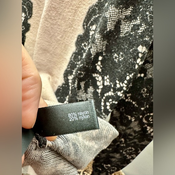 The Limited Dusty Pink with Black Lace Print Light Sweater, Size XS - Picture 6 of 7